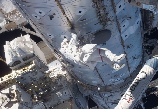 STS118-E-07019