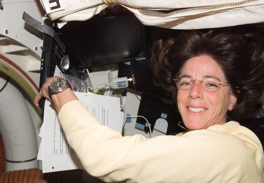 STS118-E-07047