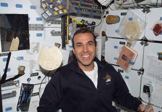STS118-E-07052