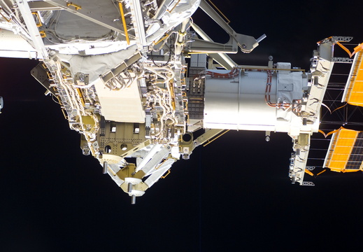 STS118-E-07245