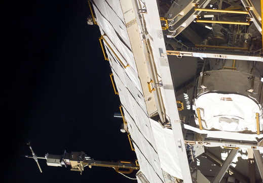 STS118-E-07250