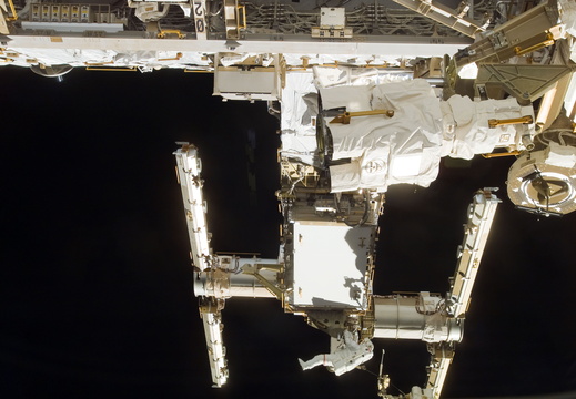 STS118-E-07322