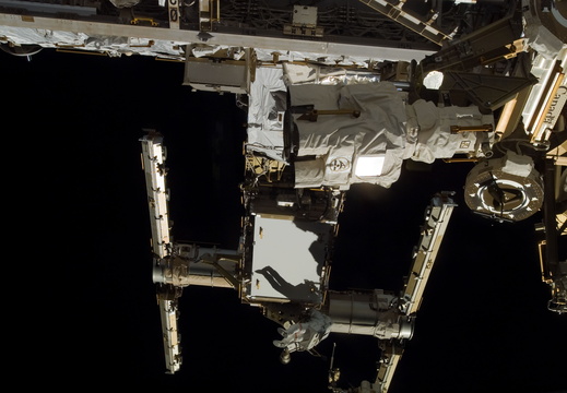 STS118-E-07324