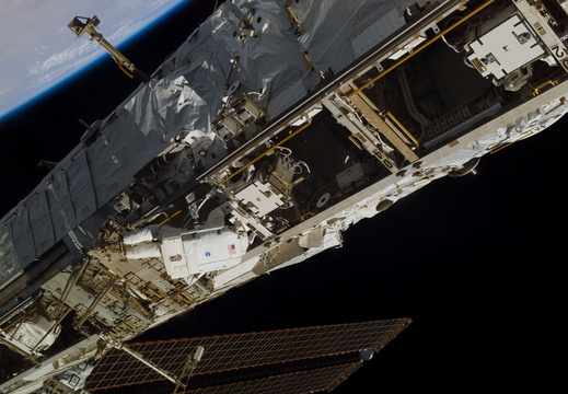 STS118-E-07328