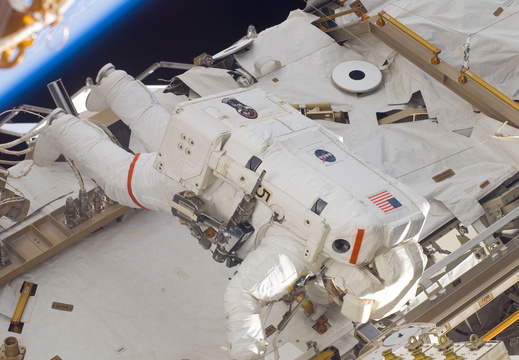 STS118-E-07382