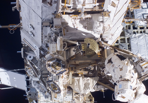 STS118-E-07545