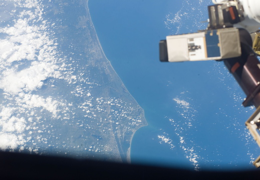 STS118-E-07593