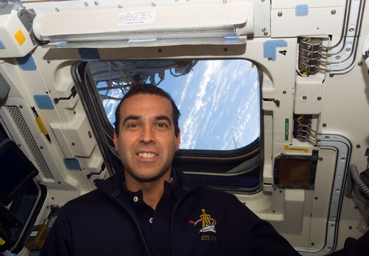 STS118-E-07845