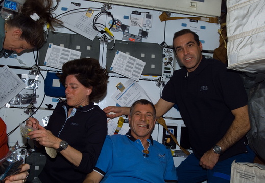 STS118-E-07873