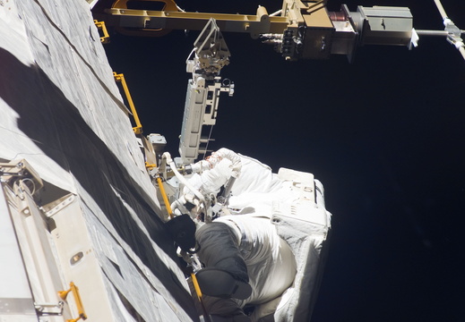 STS118-E-07913