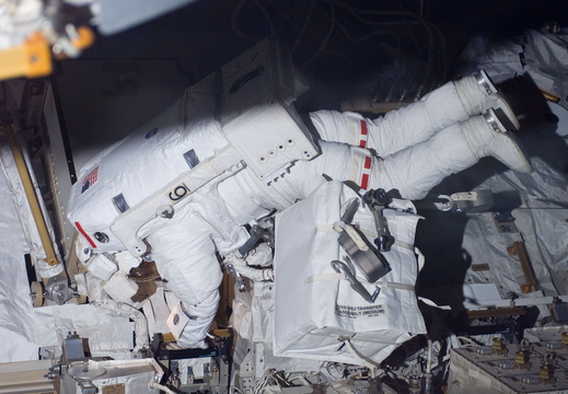 STS118-E-07948