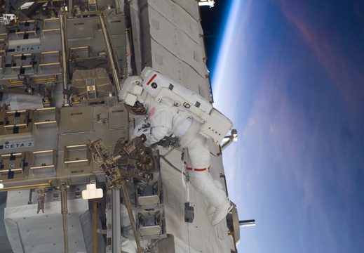 STS118-E-07967