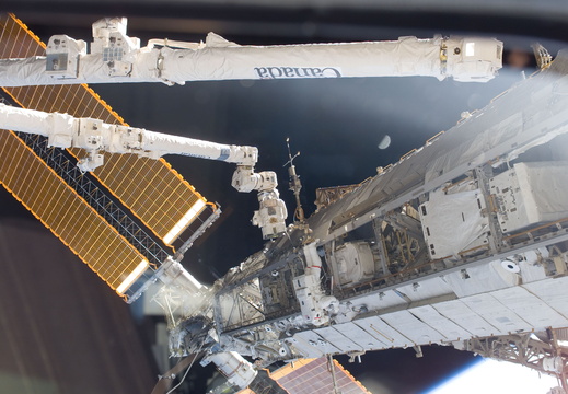 STS118-E-07972