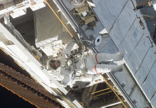 STS118-E-07994