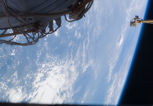 STS118-E-09173