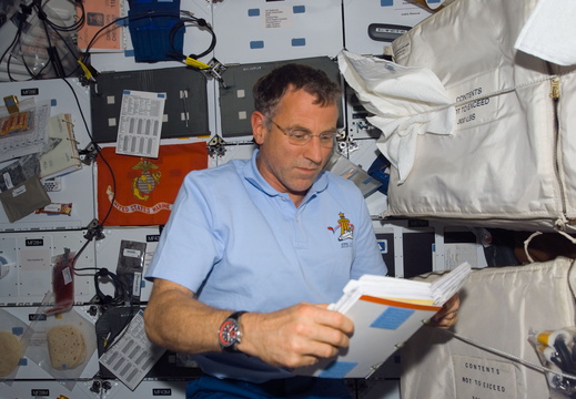 STS118-E-09300