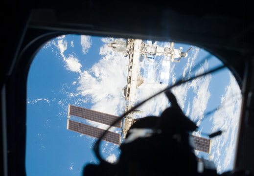 STS118-E-09409