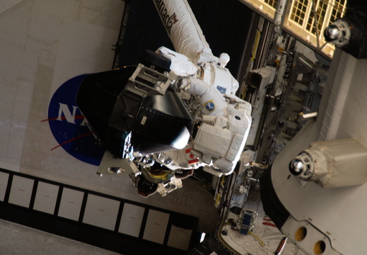 STS118-E-09898