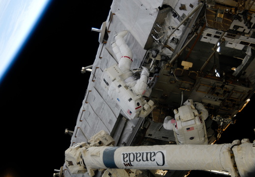 STS118-E-09907