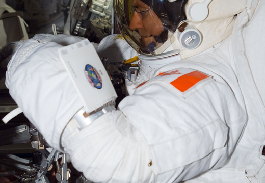STS118-E-09921