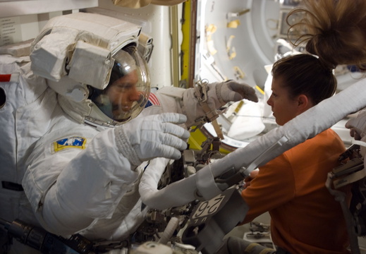 STS118-E-09927