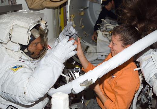 STS118-E-09928