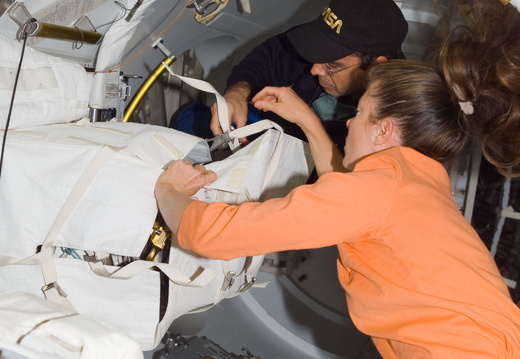 STS118-E-09931