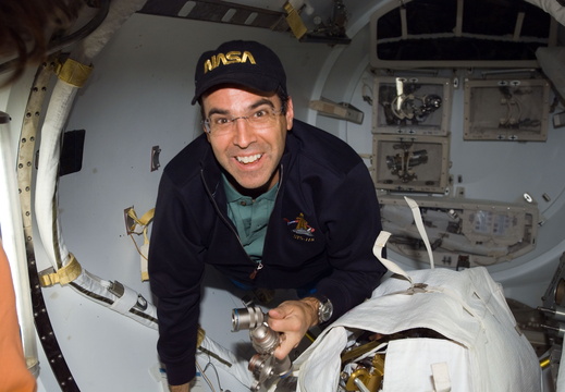 STS118-E-09932