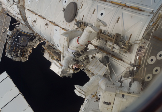 STS118-E-09952