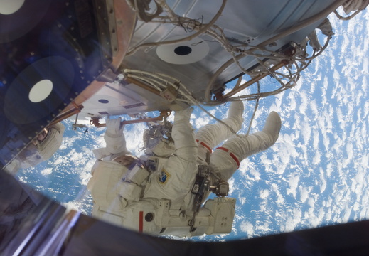 STS118-E-09972