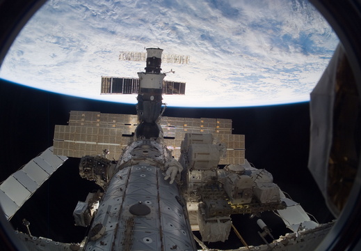STS118-E-09994