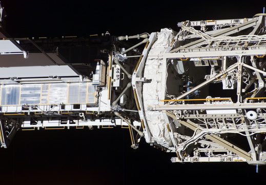 STS118-E-10401