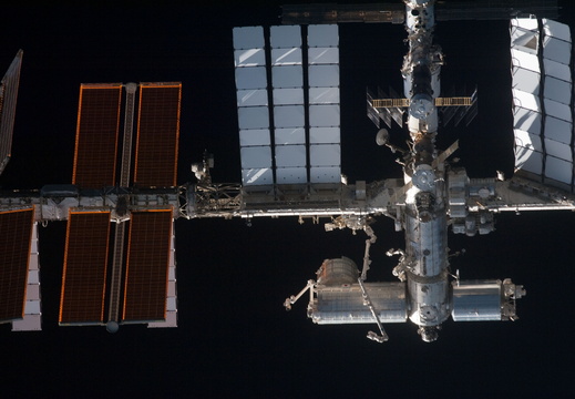 STS119-E-06295