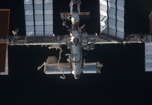 STS119-E-06300