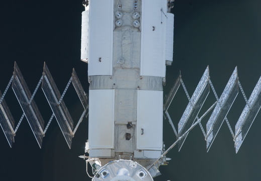 STS119-E-06355
