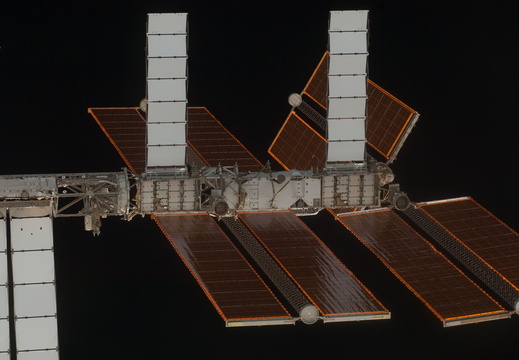 STS119-E-06440