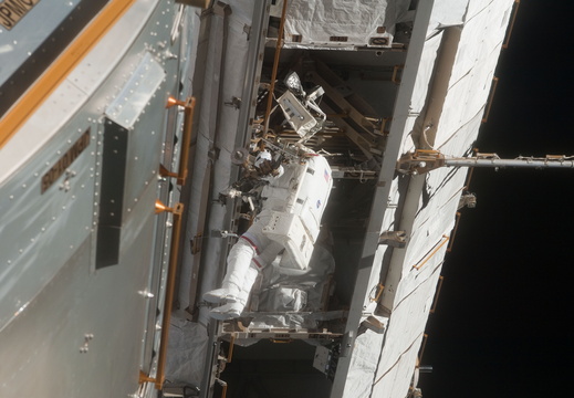 STS119-E-06815