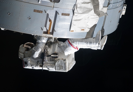 STS119-E-06875