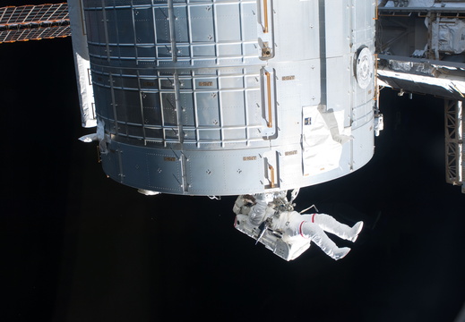 STS119-E-06887
