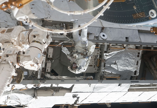 STS119-E-07238