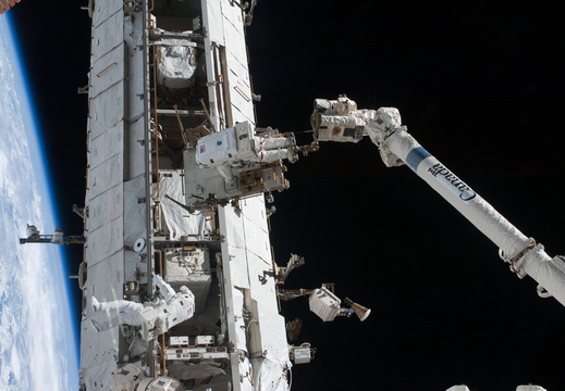 STS119-E-07267