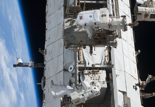 STS119-E-07299
