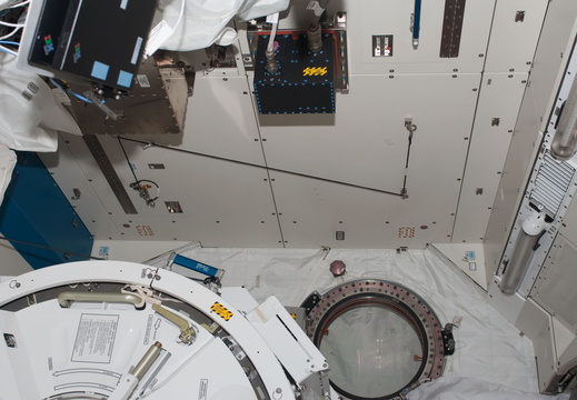 STS119-E-07366