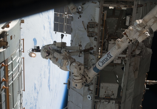 STS119-E-07438