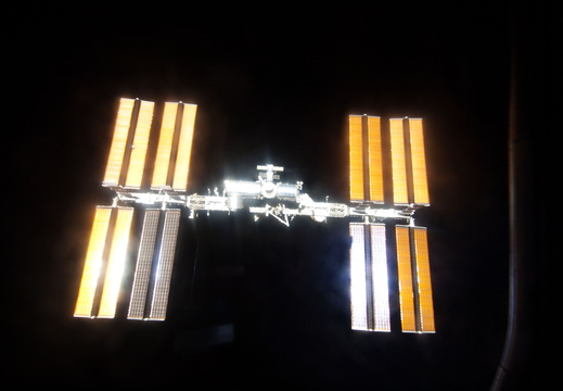 STS119-E-08219