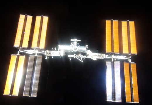 STS119-E-08220
