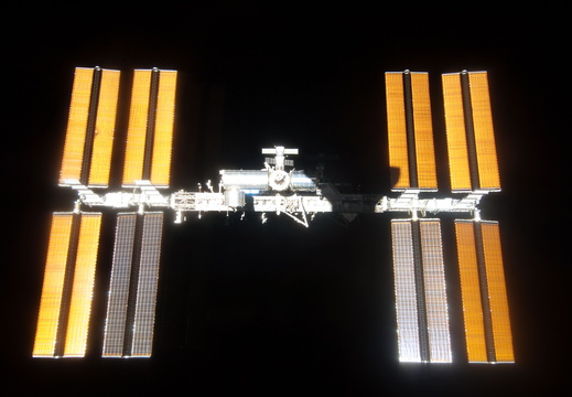 STS119-E-08252