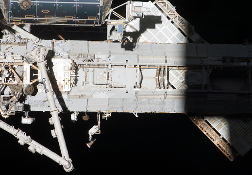 STS119-E-09255