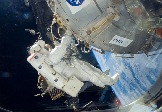 STS122-E-07864