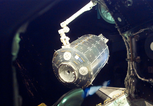 STS122-E-07871